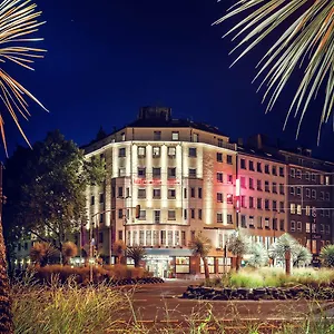4* Hotel Mercure Center